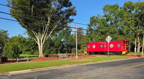 Exterior - 33 Main St, Register, GA 30452 photo 11 of 11