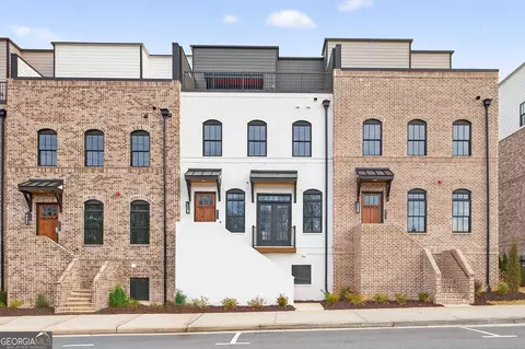 4812 Moonview Ln, Sugar Hill, GA 30518