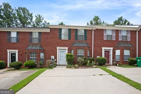 5739 Windfall Ln, Lithonia, GA 30058