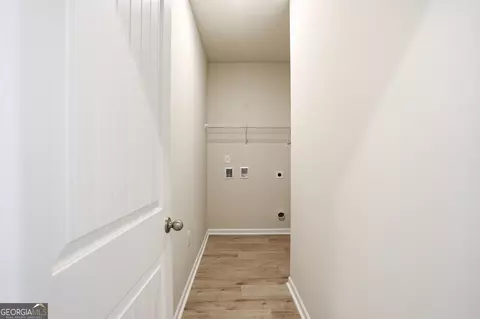 Entry Way - 132 Post Oak Dr #131, Jackson, GA 30233 photo 7 of 7