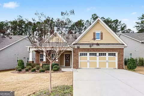555 Timberbrook Dr, Sharpsburg, GA 30277