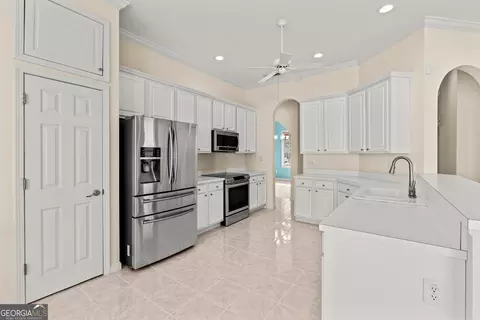 Kitchen - 196 Lakeridge Dr, Temple, GA 30179 photo 4 of 6