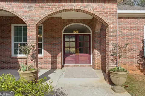 Exterior - 196 Lakeridge Dr, Temple, GA 30179 photo 7 of 15
