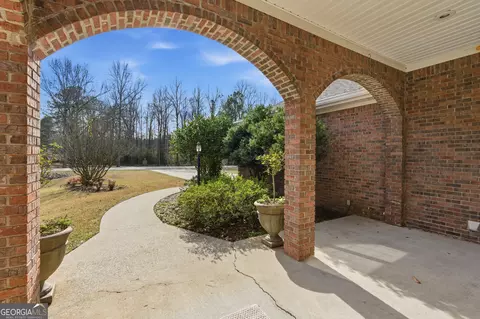 Exterior - 196 Lakeridge Dr, Temple, GA 30179 photo 8 of 15