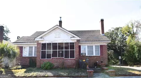 1001 E 41st St, Savannah, GA 31401