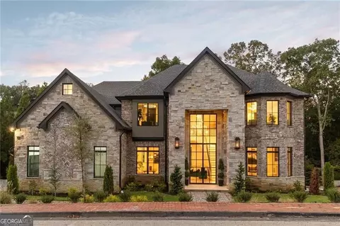 3565 Rivers Call Blvd, Atlanta, GA 30339