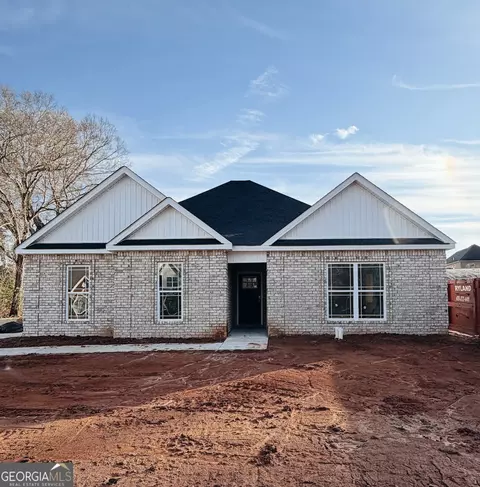 200 Collins Estate Ave, Centerville, GA 31028