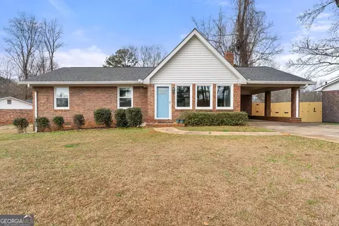 5 Mistletoe Ln, Newnan, GA 30265