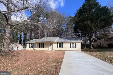 4432 Marci St, Snellville, GA 30039