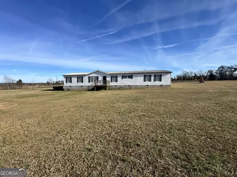 498 Meadows Orchard Rd, Cochran, GA 31014