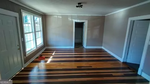 Living - 1308 Park Ave, Lagrange, GA 30240 photo 4 of 4