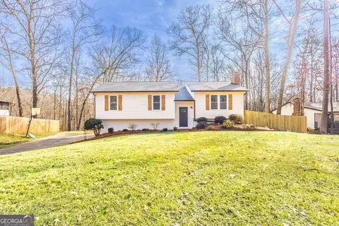 494 Toonigh Rd, Woodstock, GA 30188