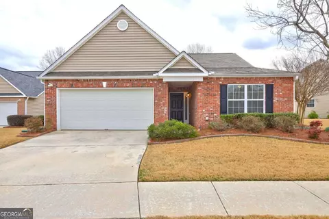 412 Mockingbird Dr, Loganville, GA 30052