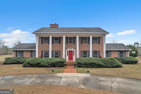 838 Conyers Rd, Mcdonough, GA 30252