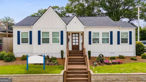 107 College St, Carrollton, GA 30117