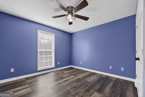 Bedroom - 118 Ridgeway Rd, Milner, GA 30257 photo 2 of 7