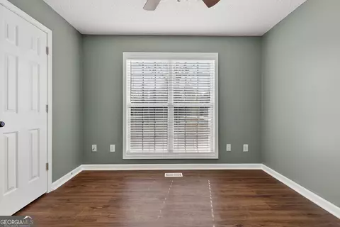 Bedroom - 118 Ridgeway Rd, Milner, GA 30257 photo 5 of 7