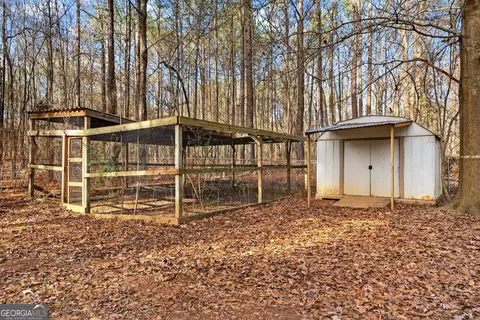 Exterior - 118 Ridgeway Rd, Milner, GA 30257 photo 7 of 10