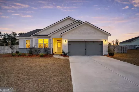 638 Logging Hill Dr, Richmond Hill, GA 31324