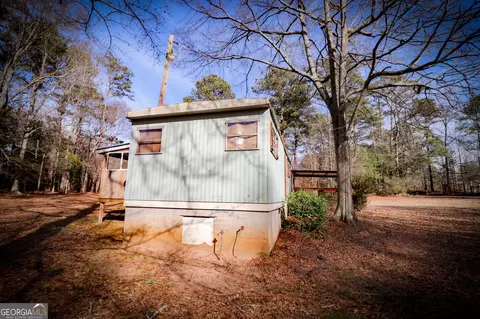 Exterior - 2447 Williamson Rd, Williamson, GA 30292 photo 33 of 57