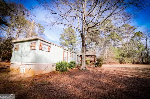 Exterior - 2447 Williamson Rd, Williamson, GA 30292 photo 32 of 57