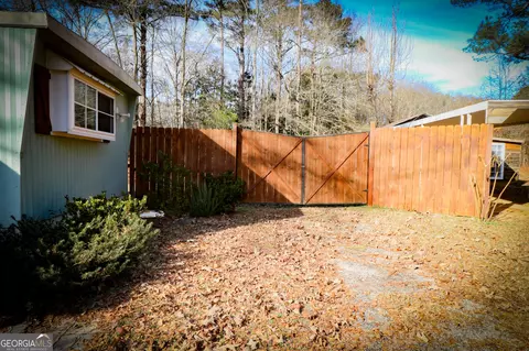 Exterior - 2447 Williamson Rd, Williamson, GA 30292 photo 28 of 57