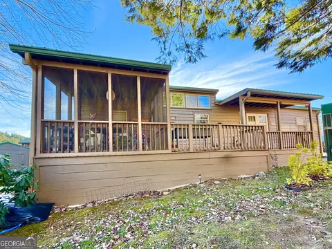 462 River Vista Dr, Dillard, GA 30537