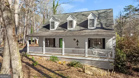 121 E River Bend Dr, Eatonton, GA 31024