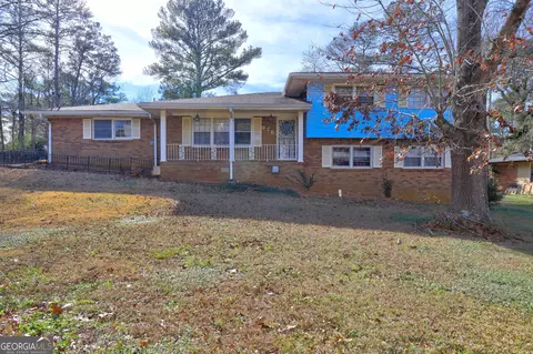 876 Belle Glade Dr, Stone Mountain, GA 30083