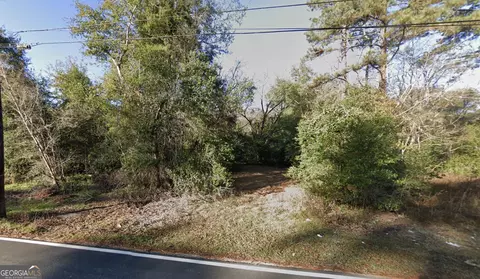 709 N Miller Ave, Bainbridge, GA 39817