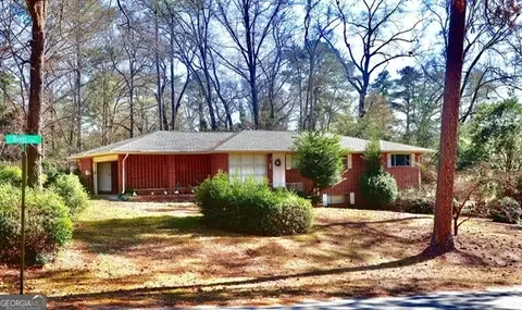 100 Brett Ave, Warner Robins, GA 31088