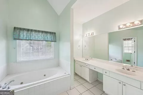 Bath - 220 Doubles Dr, Covington, GA 30016 photo 2 of 6