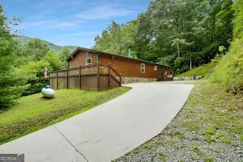 1390 Snake Nation Rd, Blue Ridge, GA 30513