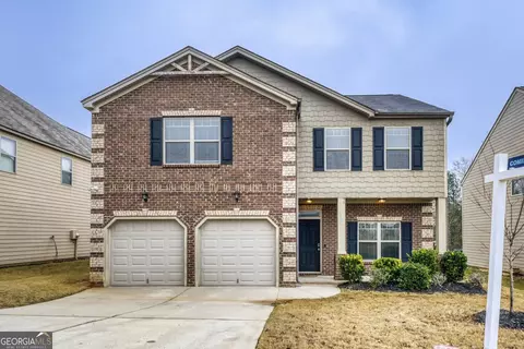 323 Bandelier Cir, Hampton, GA 30228