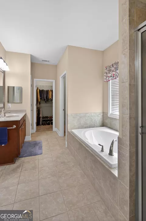 Bath - 250 Sara Beth Dr, Brooklet, GA 30415 photo 2 of 6