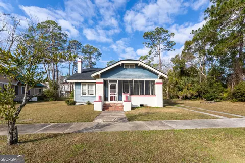 609 Ware St, Waycross, GA 31501