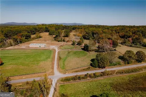 2125 Alec Mountain Rd, Clarkesville, GA 30523