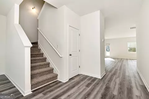 Entry Way - 41 Sinclair Way, Monroe, GA 30655 photo 2 of 5
