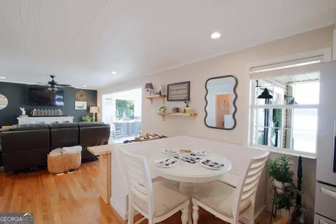 Dining - 81 Docks Hook Ln, Georgetown, GA 39854 photo 1 of 1