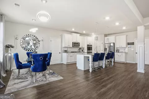 Dining - 912 Mystic Way, Hampton, GA 30228 photo 3 of 3