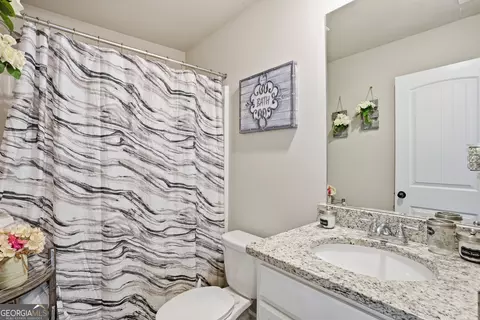 Bath - 912 Mystic Way, Hampton, GA 30228 photo 3 of 4