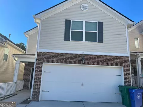 1003 Valley Rock Dr, Lithonia, GA 30058