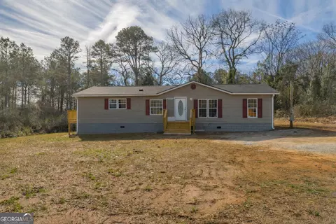 7131 Maysville Rd, Maysville, GA 30558