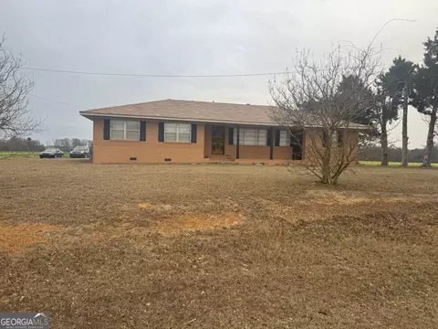 5545 Noble Gin Rd, Pinehurst, GA 31070