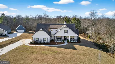 295 Walden Pond Trl, Senoia, GA 30276