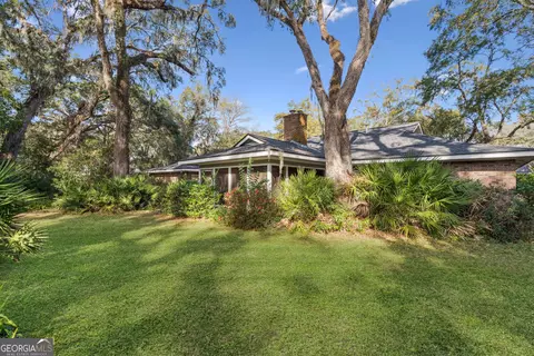 219 Five Pounds Rd, St. Simons, GA 31522