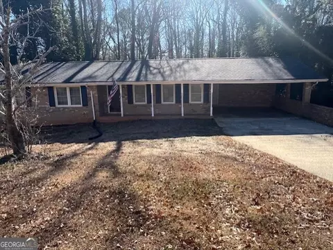 5555 Richland Dr, Douglasville, GA 30135