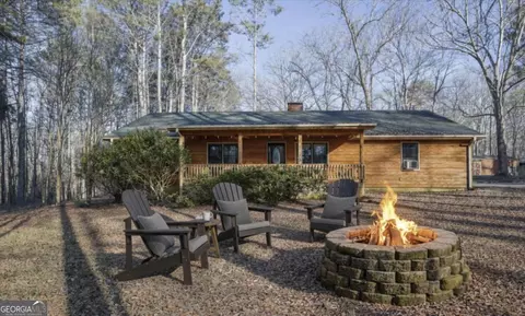 6896 Heardsville Rd, Cumming, GA 30028