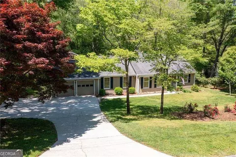 170 Mayfield Cir, Alpharetta, GA 30009