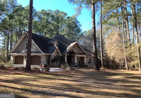 2413 Country Club Rd, Statesboro, GA 30458